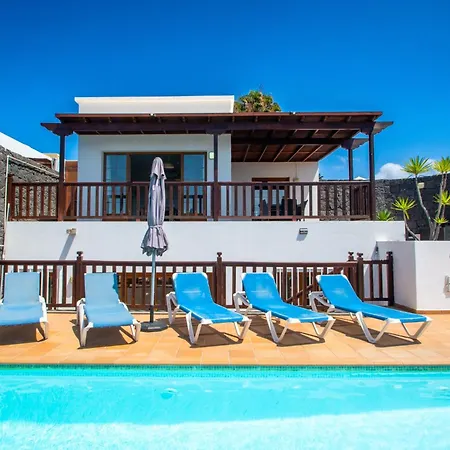 Casa Laura By Interhome